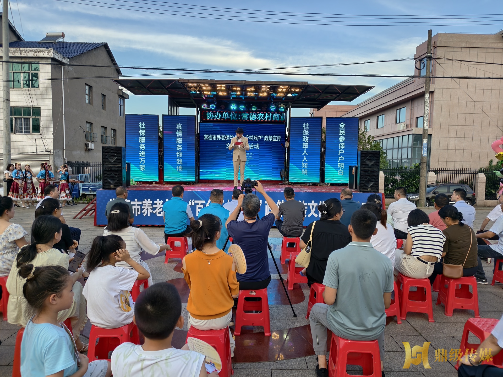 文化盛宴进乡村，惠民政策暖人心｜蔡家岗镇这场活动超“燃”！