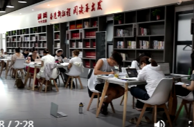 鼎城区总工会职工书屋成市民暑期“避暑充电”好去处