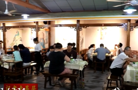 玉霞街道：新建夜市风情街 点亮市民夜生活