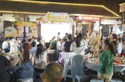 活力鼎城丨“港中联盟·乡村大舞台”感恩教师专场热情开唱→
