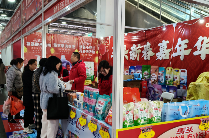 烟火中升腾新潮年味，这场大集很“懂你”