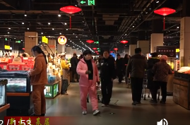 鼎城：各大超市开启“年货模式”