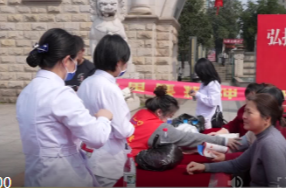 玉霞街道：开展学雷锋志愿服务活动