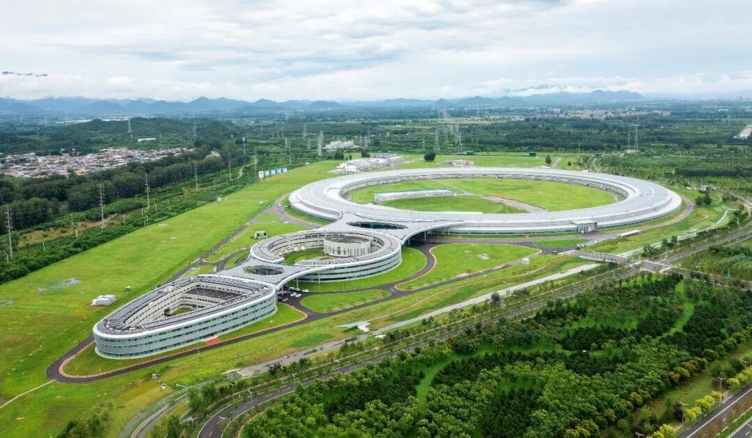 柯新平：一个时代的科学攀登
