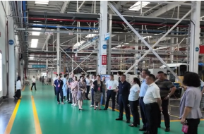 “智造赋能·链动未来”全国工商联创新型成长型民营企业赋能对接（湖南专场）活动开展企业现场考察