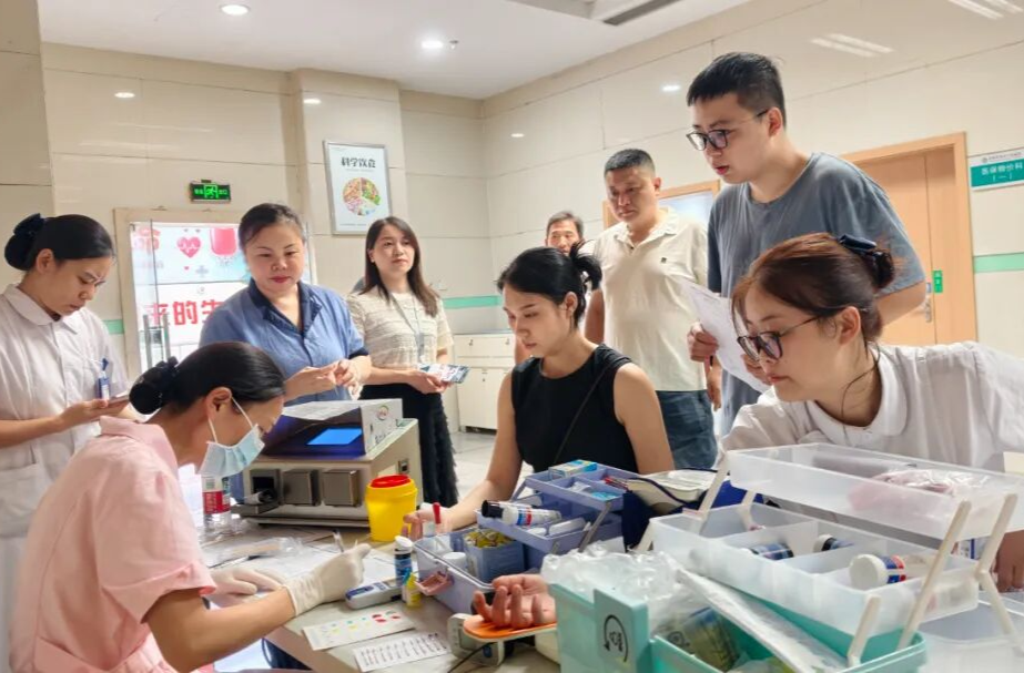 常德市第四人民医院开展无偿献血活动