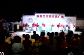 谢家铺镇雷轰山村开展“党群连心·稳产保收”乡村大舞台文艺汇演