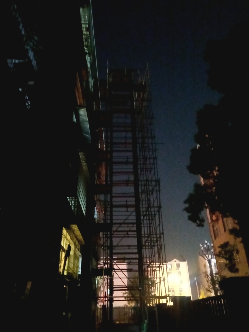关于电梯安装的投诉