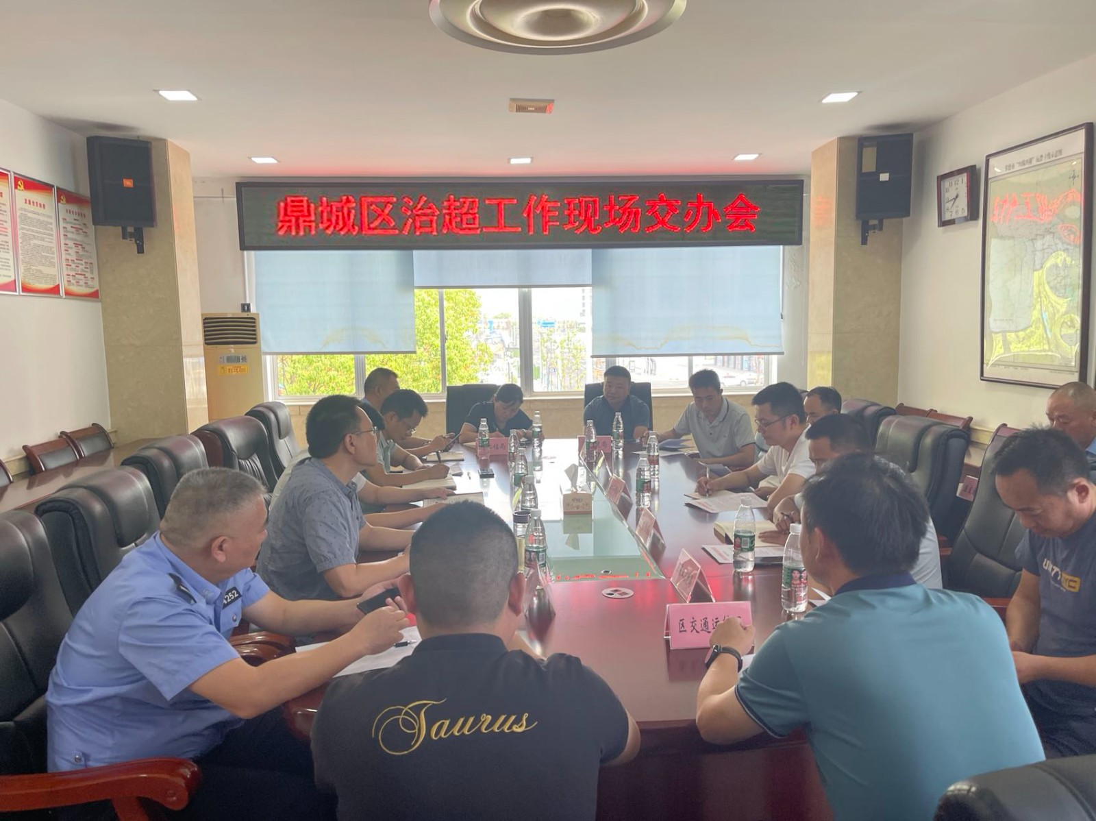 鼎城区召开治超工作现场交办会