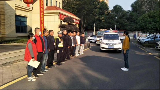 红云街道：开展联合专项交通痼疾整治行动