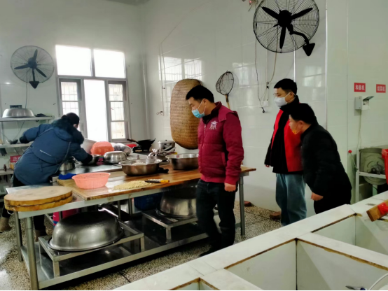草坪镇：安全检查为“复工复产复学”保驾护航