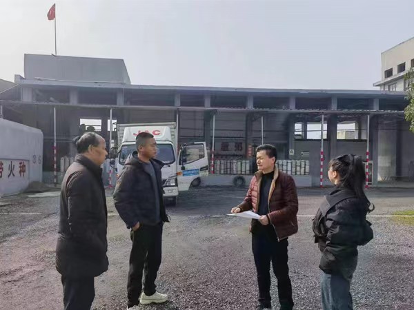 灌溪镇：开展安全检查 强化安全生产宣传