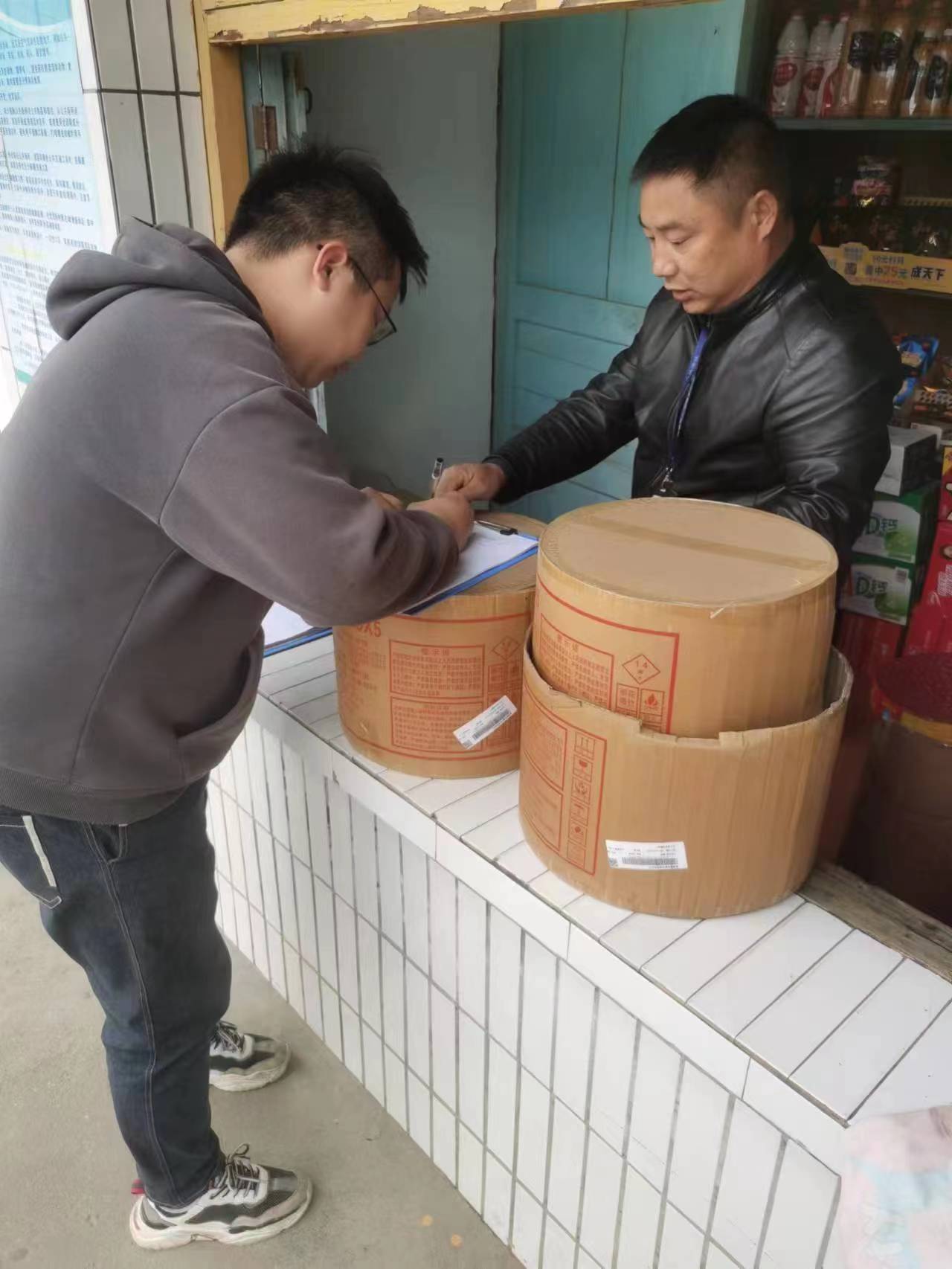 蒿子港镇：开展清明节前烟花爆竹“打非治违”专项行动