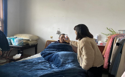 郭家铺街道：搭建群众连心桥 上门服务暖人心