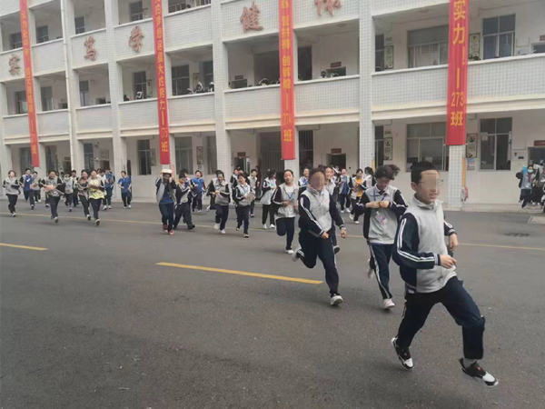 灌溪镇：开展防灾减灾日活动