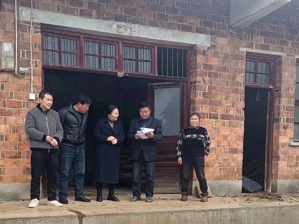 党建带关键，灌溪关工委开展教育帮扶活动