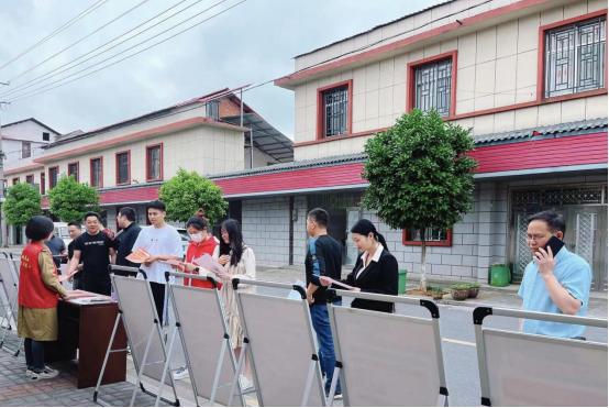 “六·五环境日” 牛鼻滩镇在行动