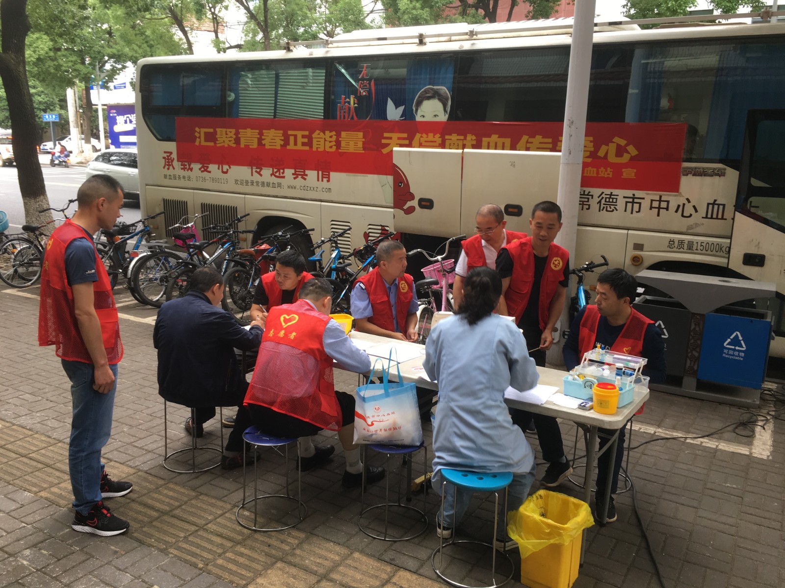 区林业局：我献血  我骄傲