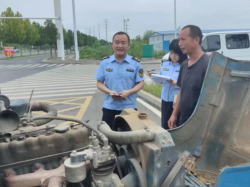 区农业综合行政执法局：联合开展拖拉机顽瘴痼疾整治行动