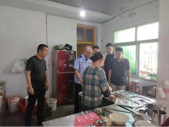 石公桥镇：开展燃气安全大排查
