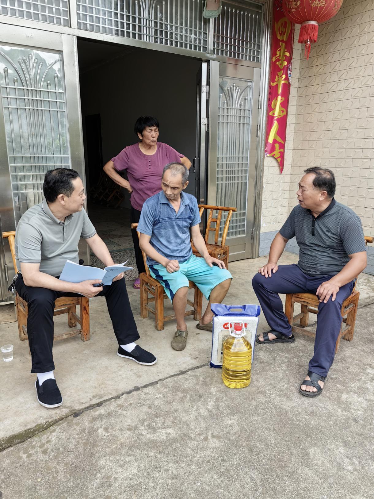 区委编办组织开展巩固拓展脱贫攻坚成果“七访十问”活动