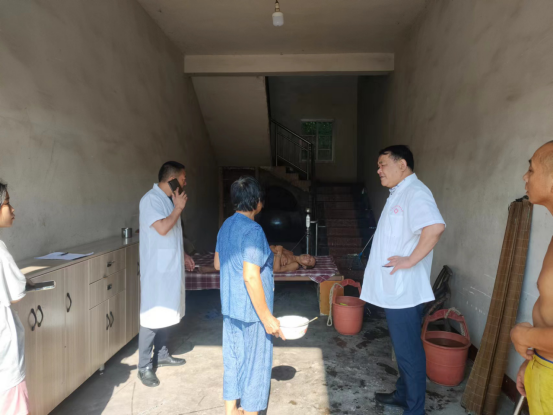 双桥坪镇：双桥坪镇开展送医入户 关爱残疾人入户体检活动