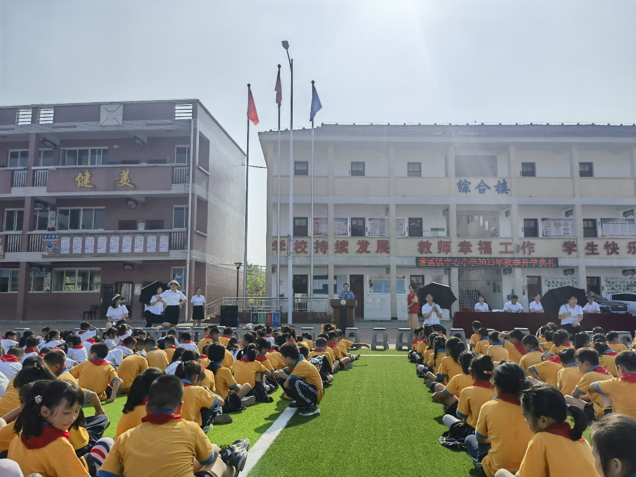 鼎城：开学第一课 法治护航助成长