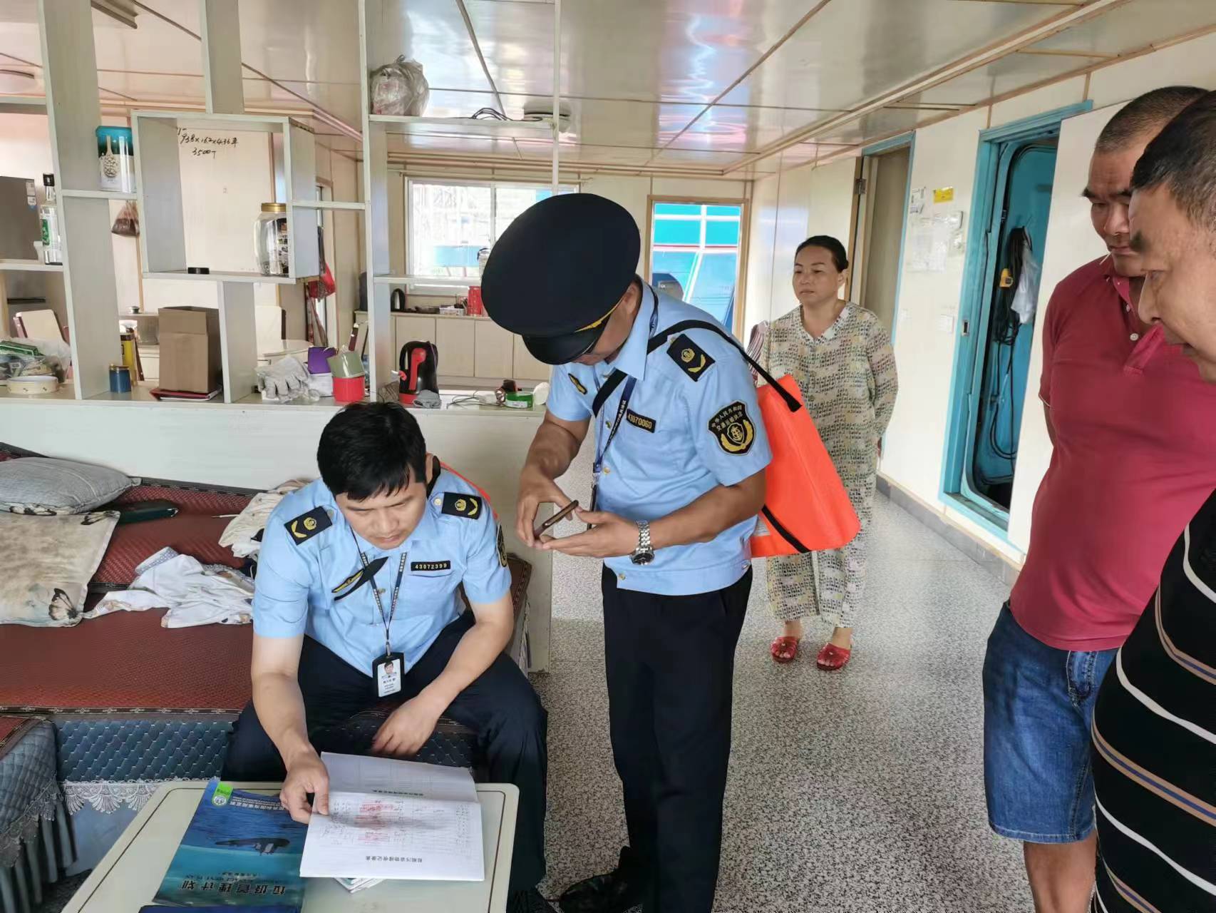 鼎城区交通运输局开展水运专项执法行动