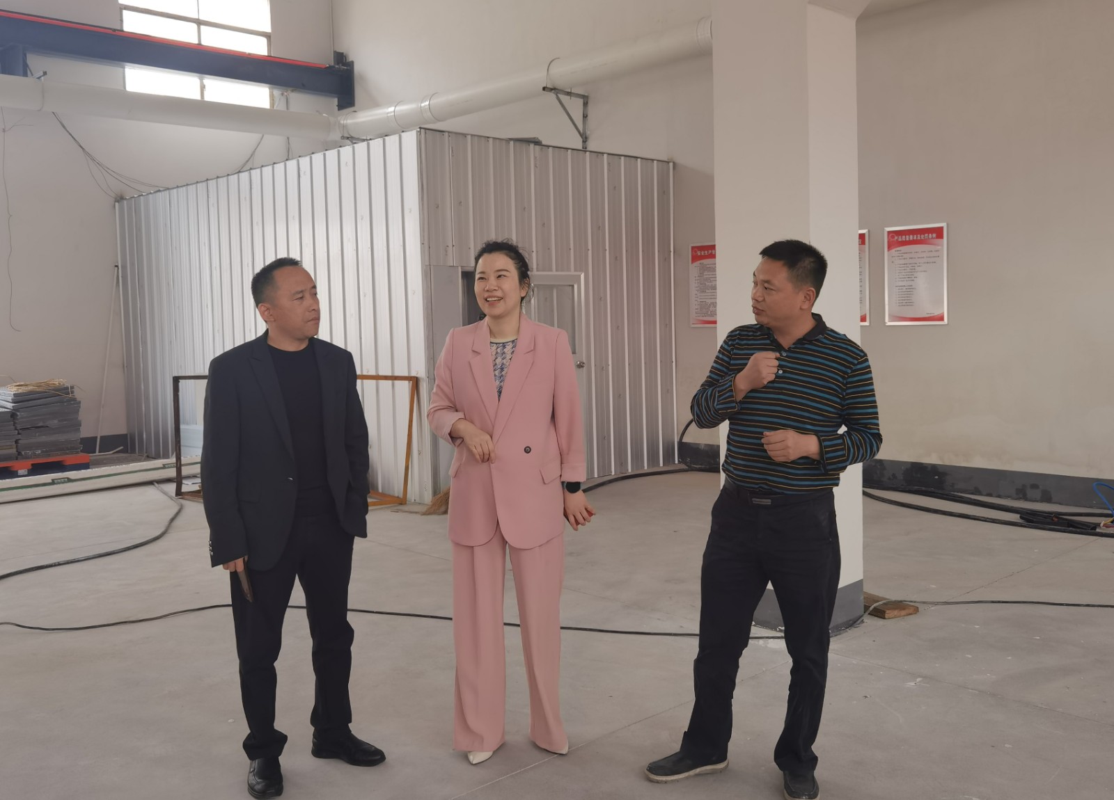 区工信局：尽锐出战，吹响干部联企“十访”冲锋号