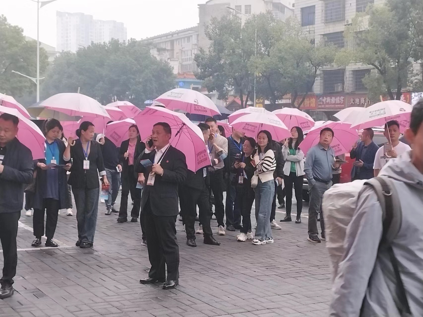 区退役军人事务局：全省退役军人事务系统就业创业工作业务骨干来鼎参观考察