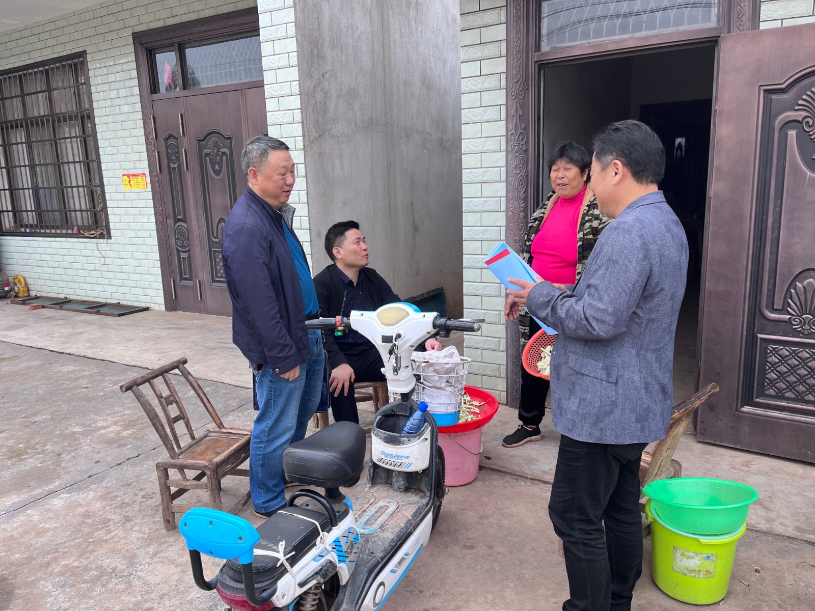 区供销社：督导月亮洲村巩固拓展脱贫攻坚成果同乡村振兴有效衔接工作