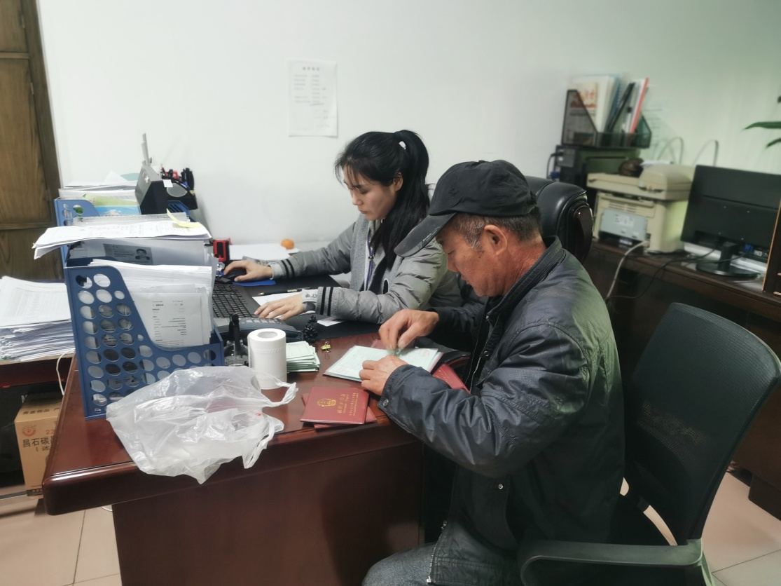 鼎城区：家门口办社保，群众不跑路
