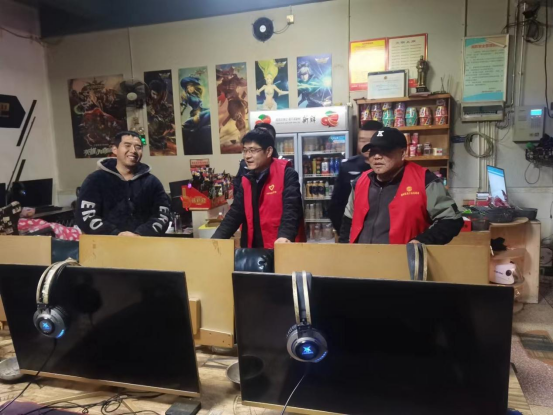 牛鼻滩镇：开展夜间巡逻 守护居民安全