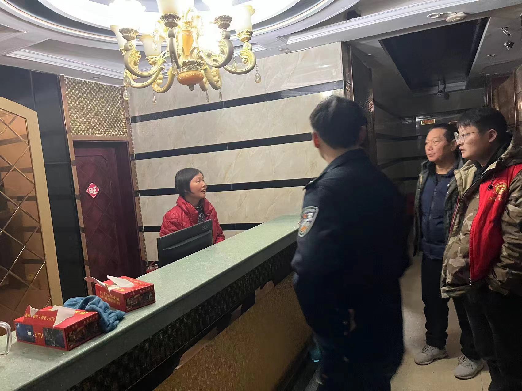 韩公渡镇：欢欢喜喜过佳节 禁毒宣传不停歇