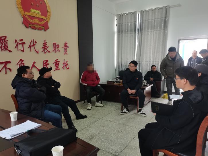 蒿子港镇：代表助力调解 联动化解纠纷