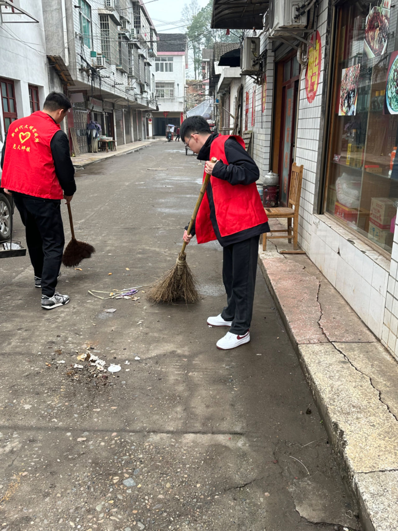 尧天坪镇：弘扬雷锋精神，践行志愿服务