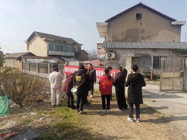 斗姆湖街道：开展春耕生产宣传工作