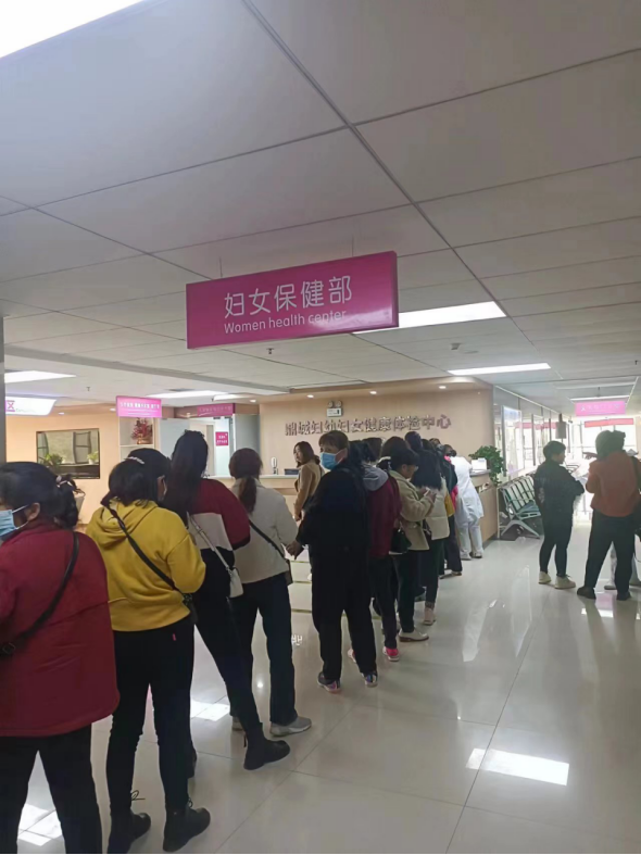 双桥坪镇：开展女性健康免费两癌筛查活动