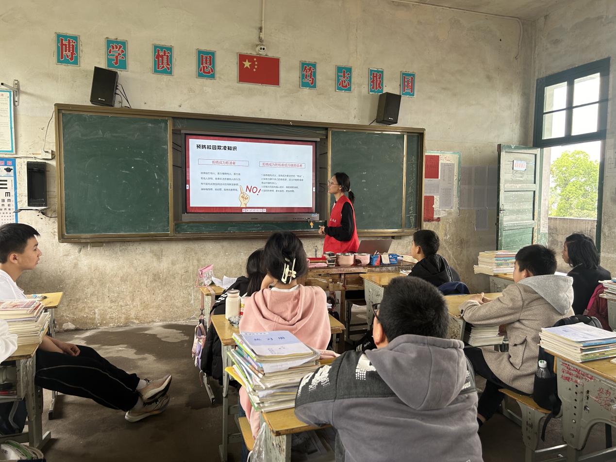镇德桥镇：利剑护蕾|法治宣传进校园 护航青春助成长