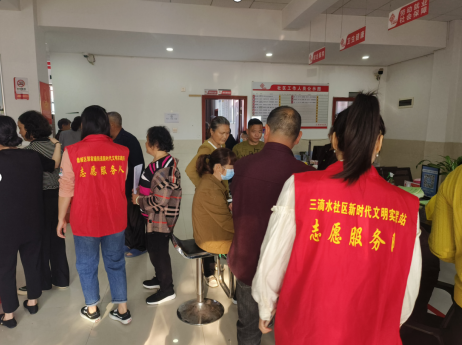 郭家铺街道：免费体检传递温情