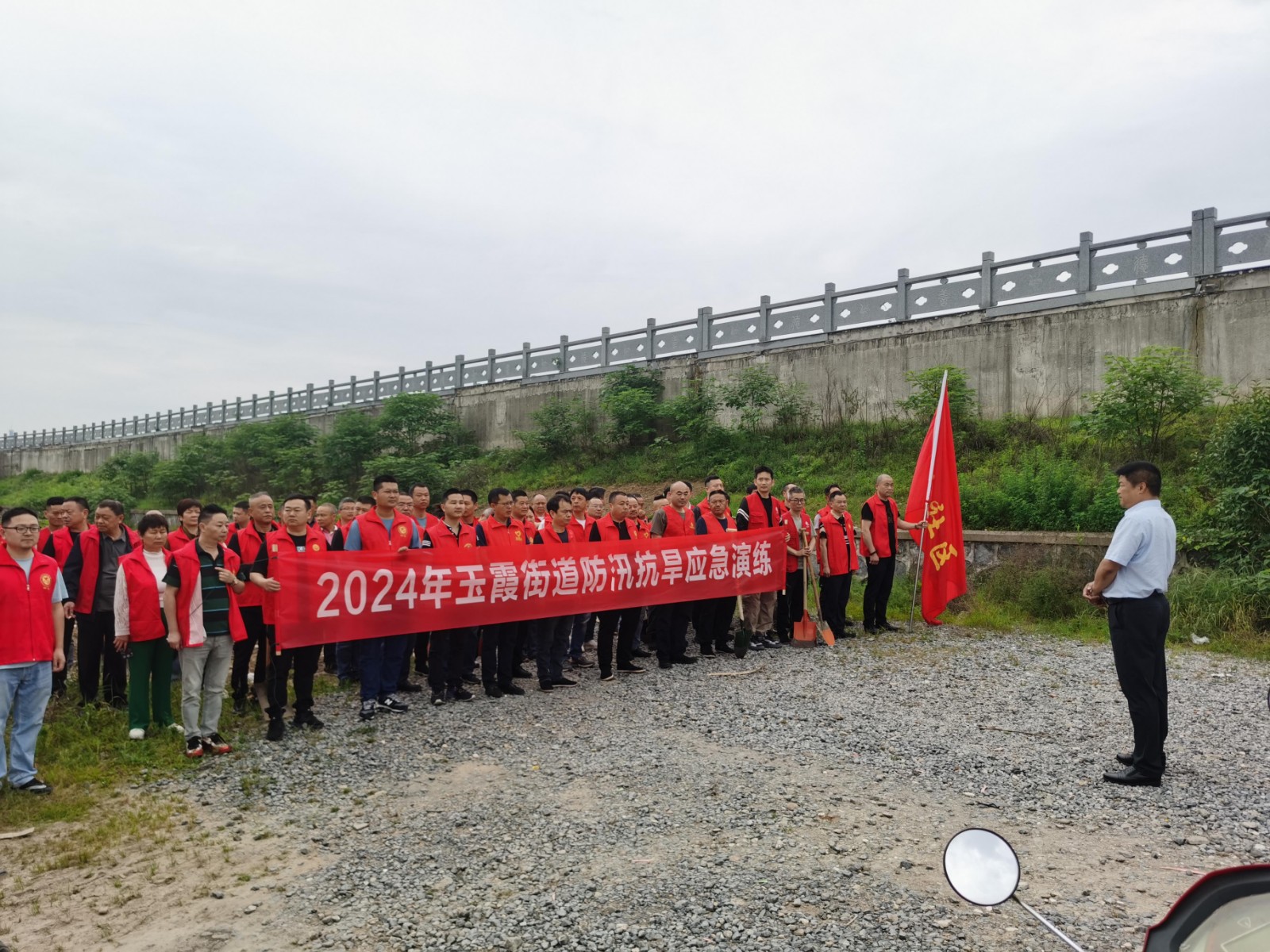 玉霞街道：以练促防 筑牢“安全防护堤”