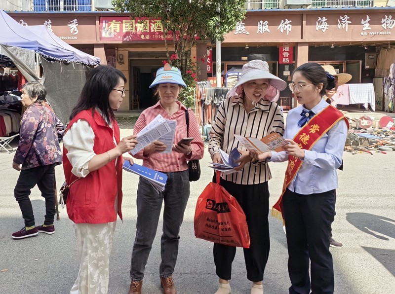 鼎城区人社局：送政策下乡、送培训上门 实打实为群众服务