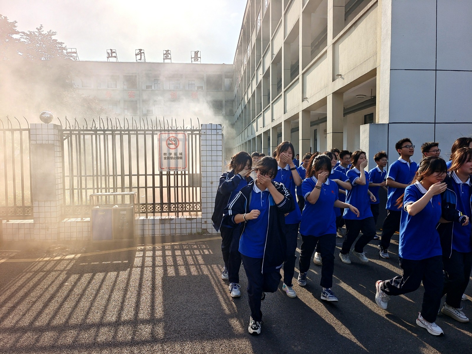 鼎城区阳明中学：“演练+培训” 掌握三项实操技能保平安
