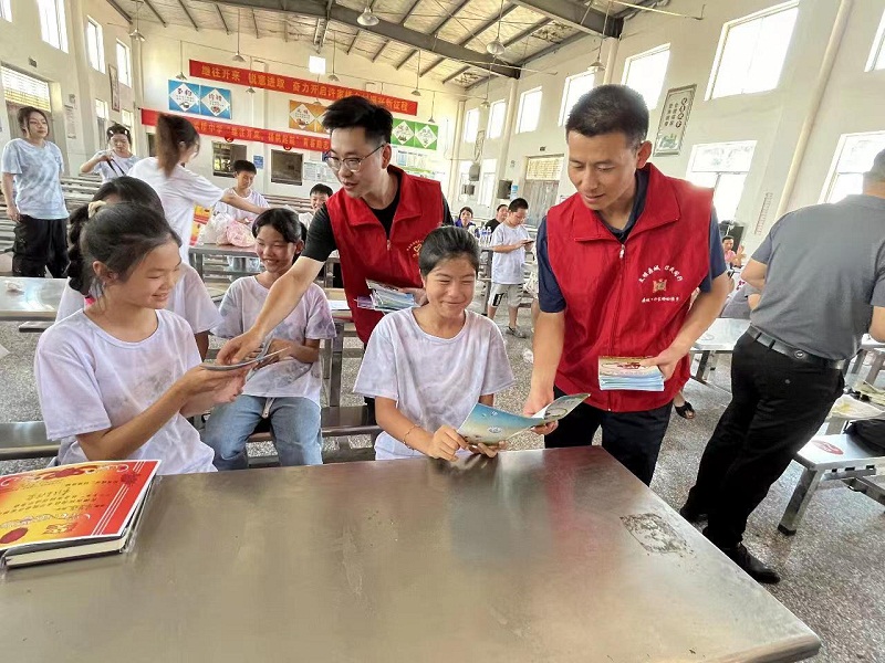 许家桥回维乡：家园齐携手 共育护成长