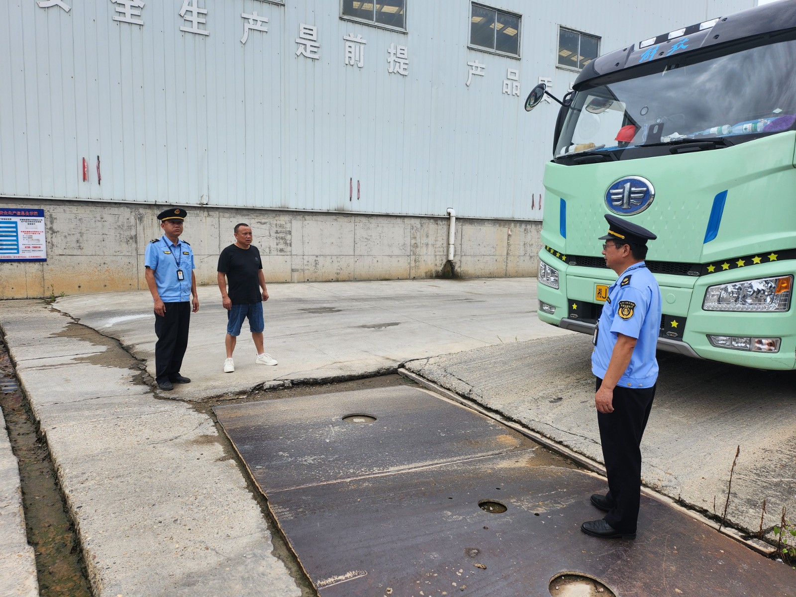 鼎城区交通运输局：深入宣传安全法规 压实企业安全责任