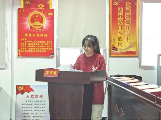 梦想起航·共绘未来——双桥坪镇召开2024年大学新生座谈会