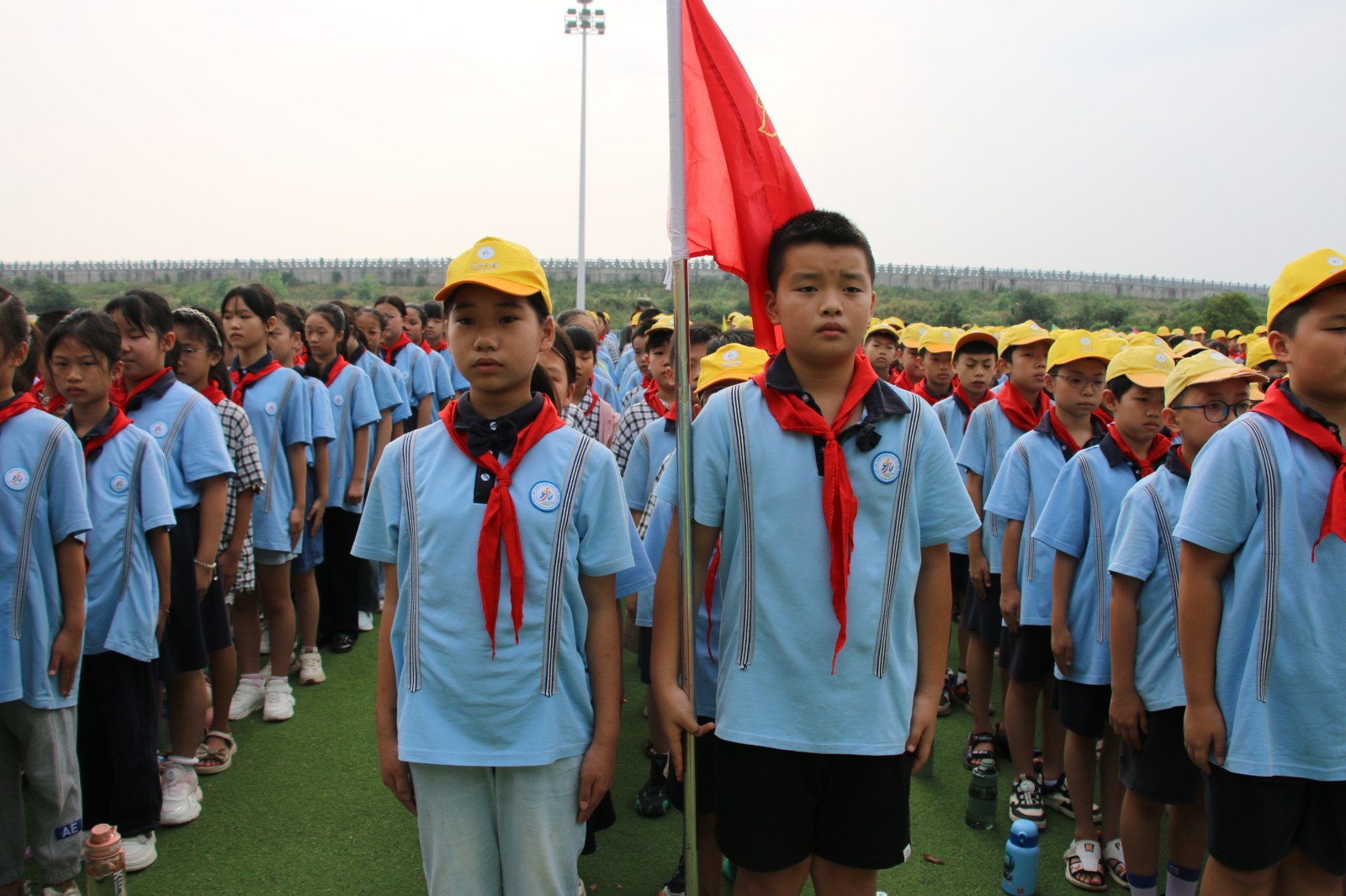 鼎城区永安小学：沅芷娃娃展军魂 献礼祖国庆华诞