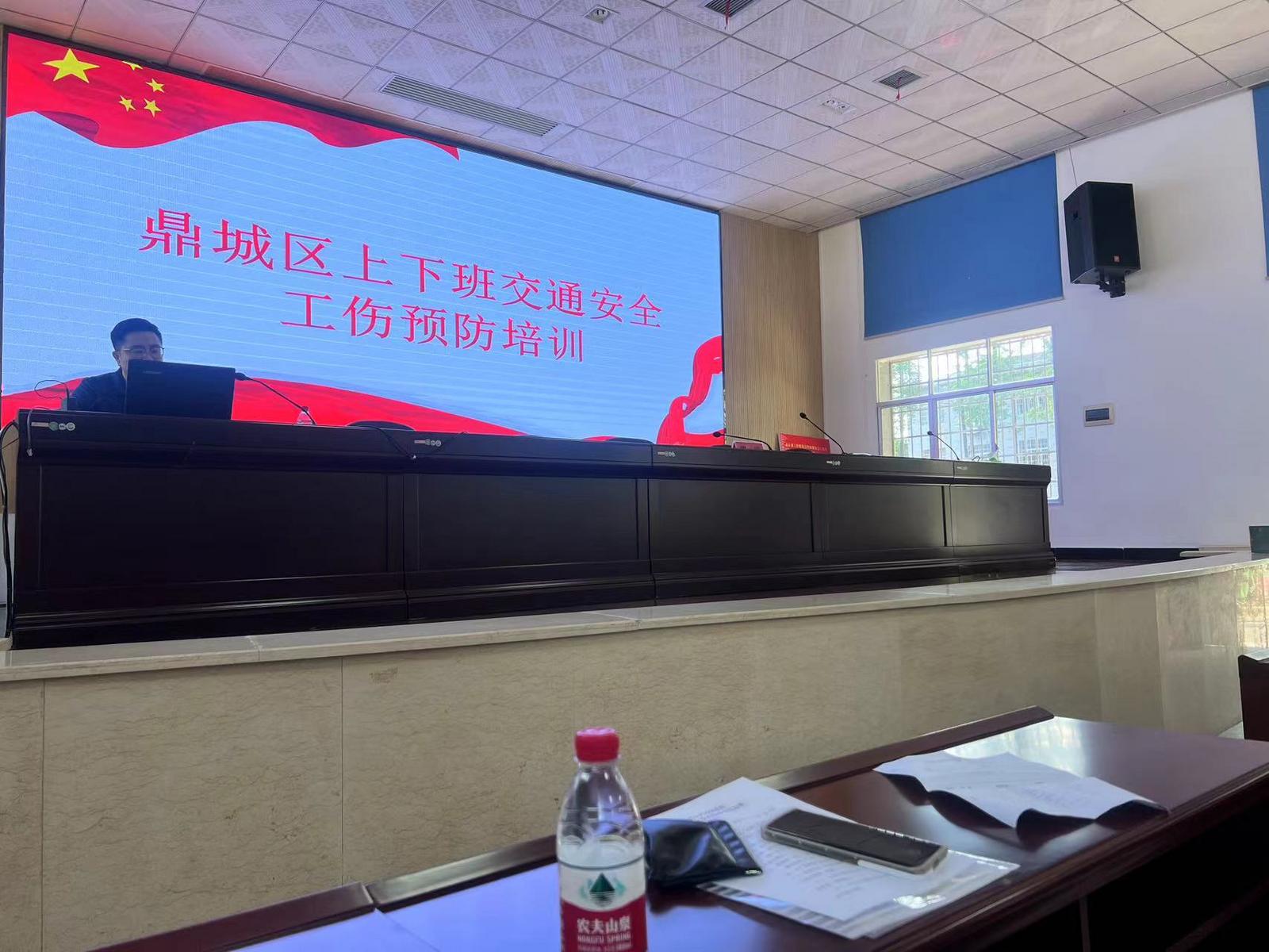 鼎城区工保中心：通勤安全不能小觑 工伤预防刻不容缓