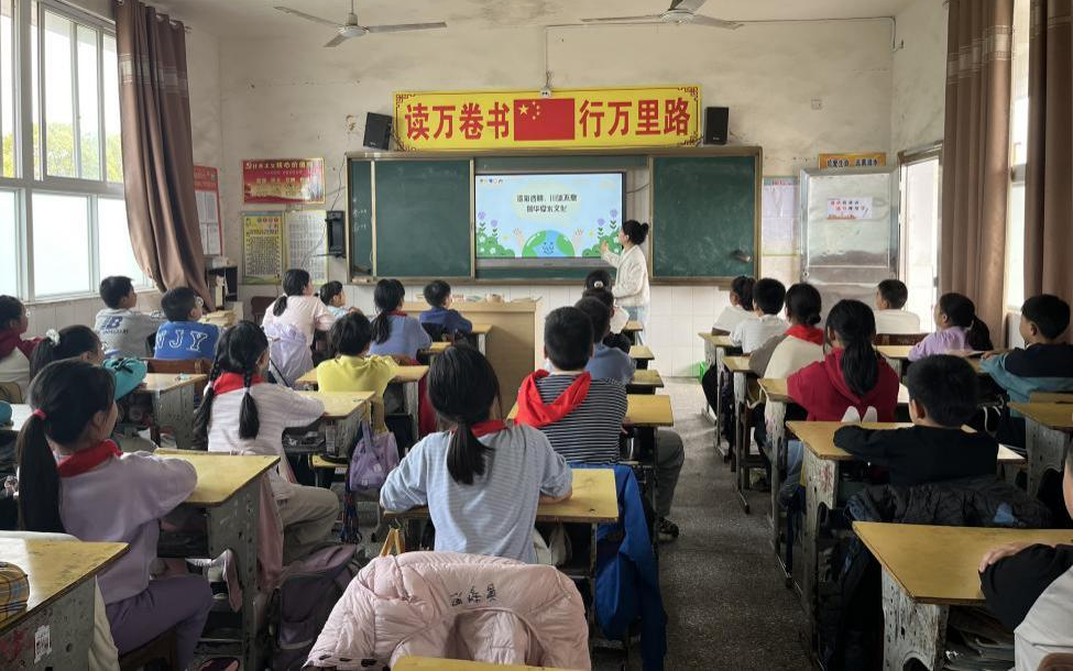 韩公渡镇：常德水韵映绿意，生态宣讲护清流