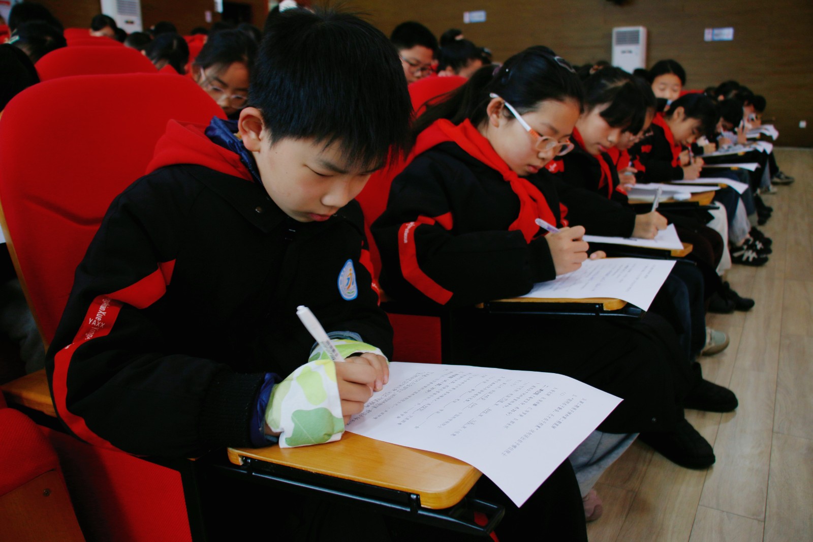 鼎城区永安小学：追星科学家，点燃科学梦
